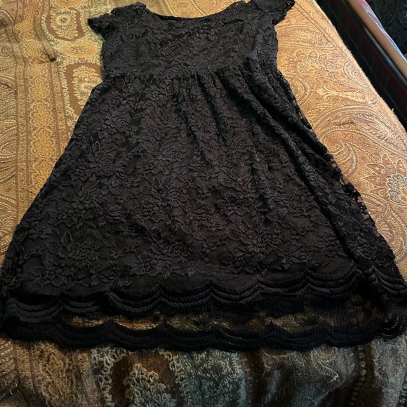 Simple black summer dress - Picture 3 of 6